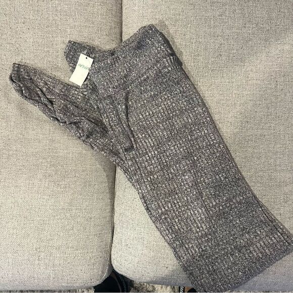 NWT aerie size medium women's thermal pants with cinching on the ankles - Picture 2 of 5